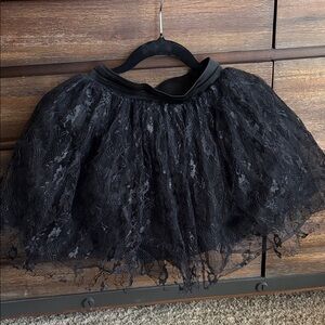 Girls Black and White Lace Skirt Tutu size 6